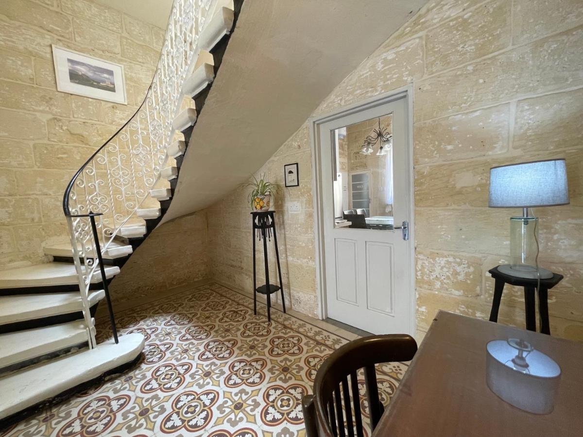 Penelope Townhouse Ghajn il-Kbira (Gozo) Exterior photo