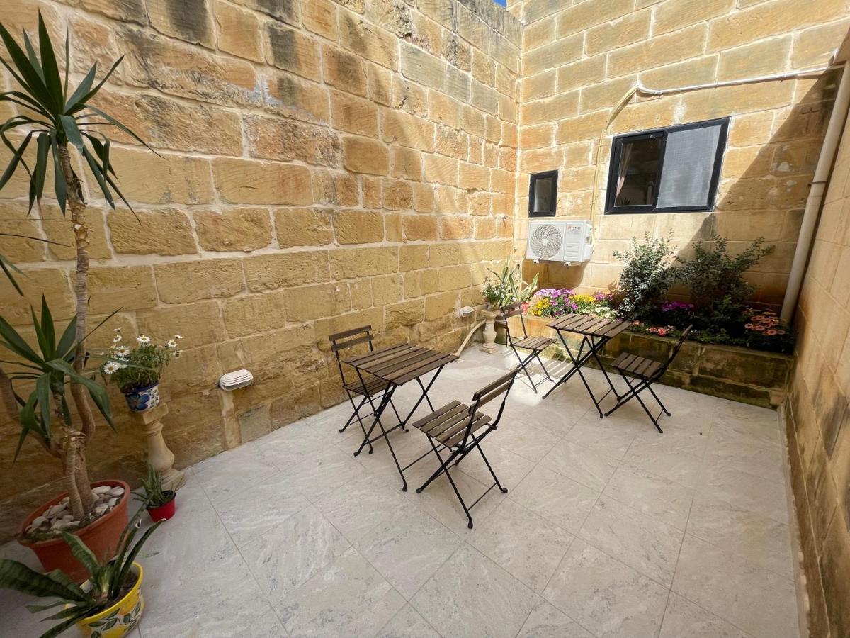 Penelope Townhouse Ghajn il-Kbira (Gozo) Exterior photo