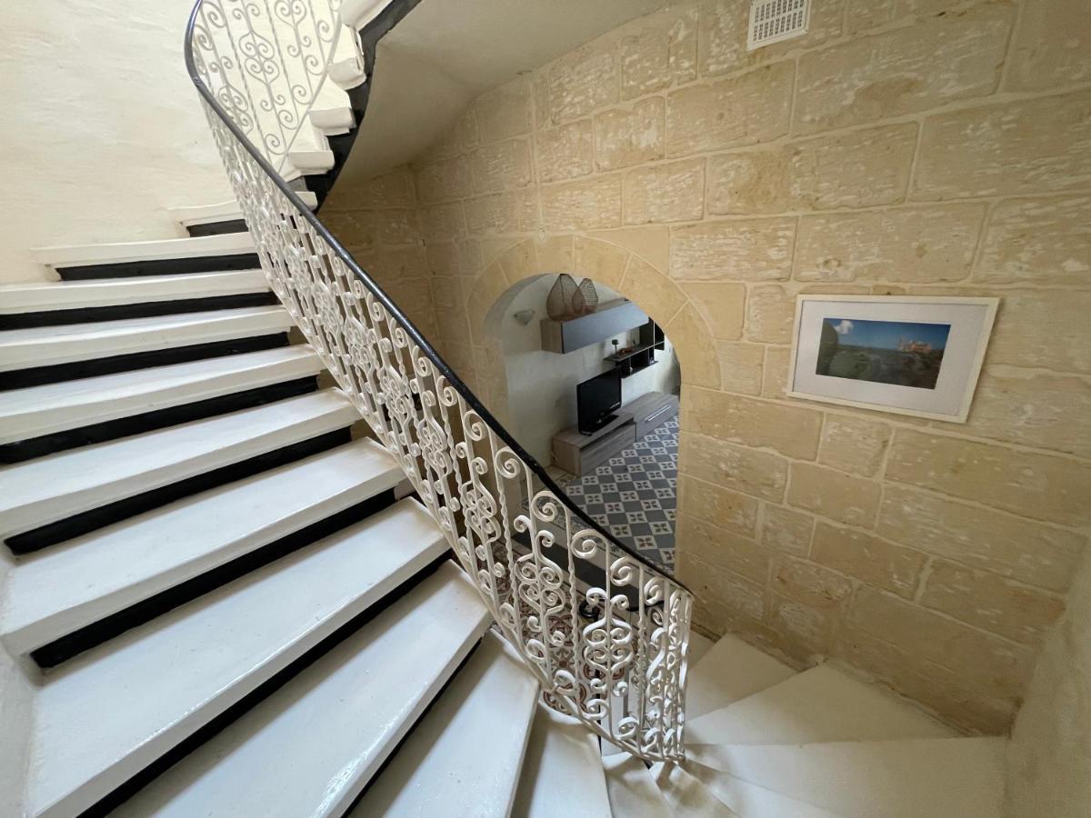 Penelope Townhouse Ghajn il-Kbira (Gozo) Exterior photo