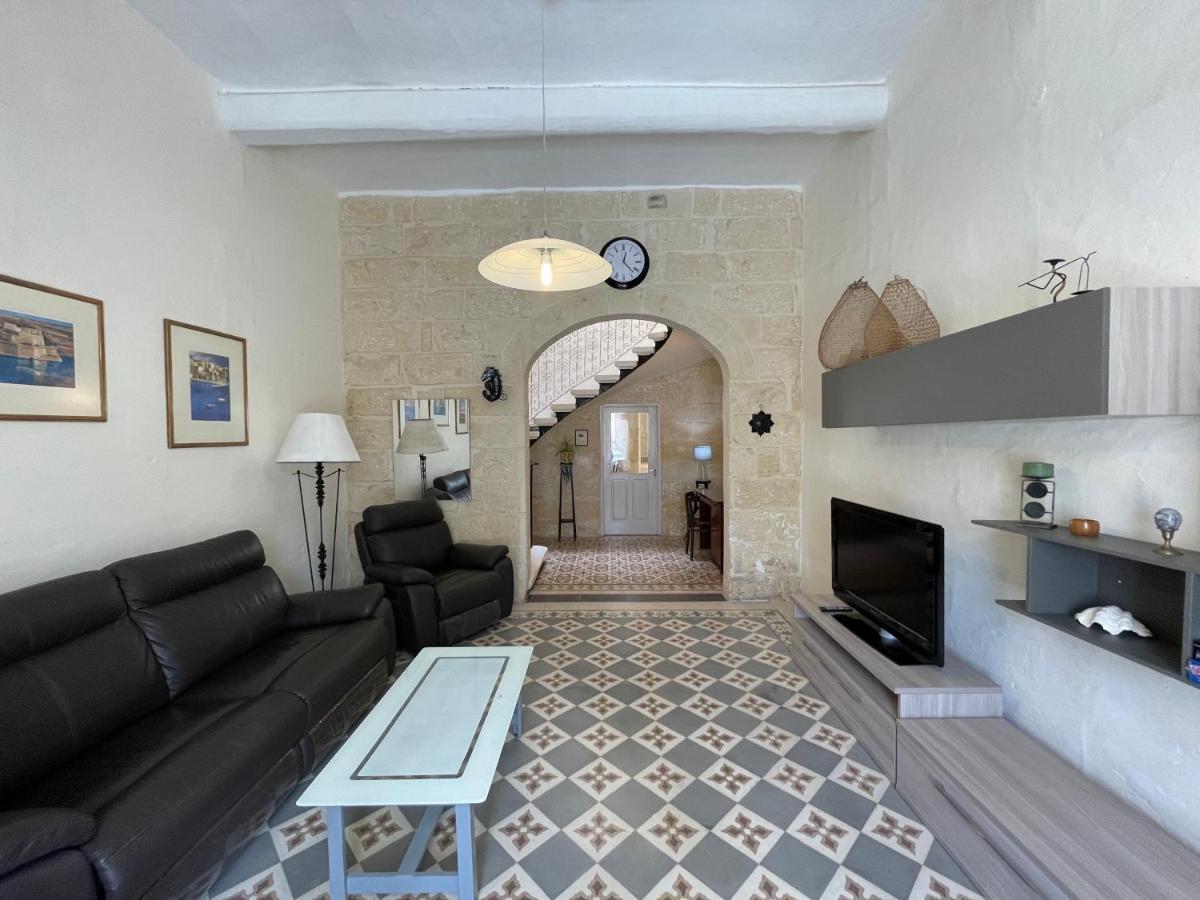 Penelope Townhouse Ghajn il-Kbira (Gozo) Exterior photo