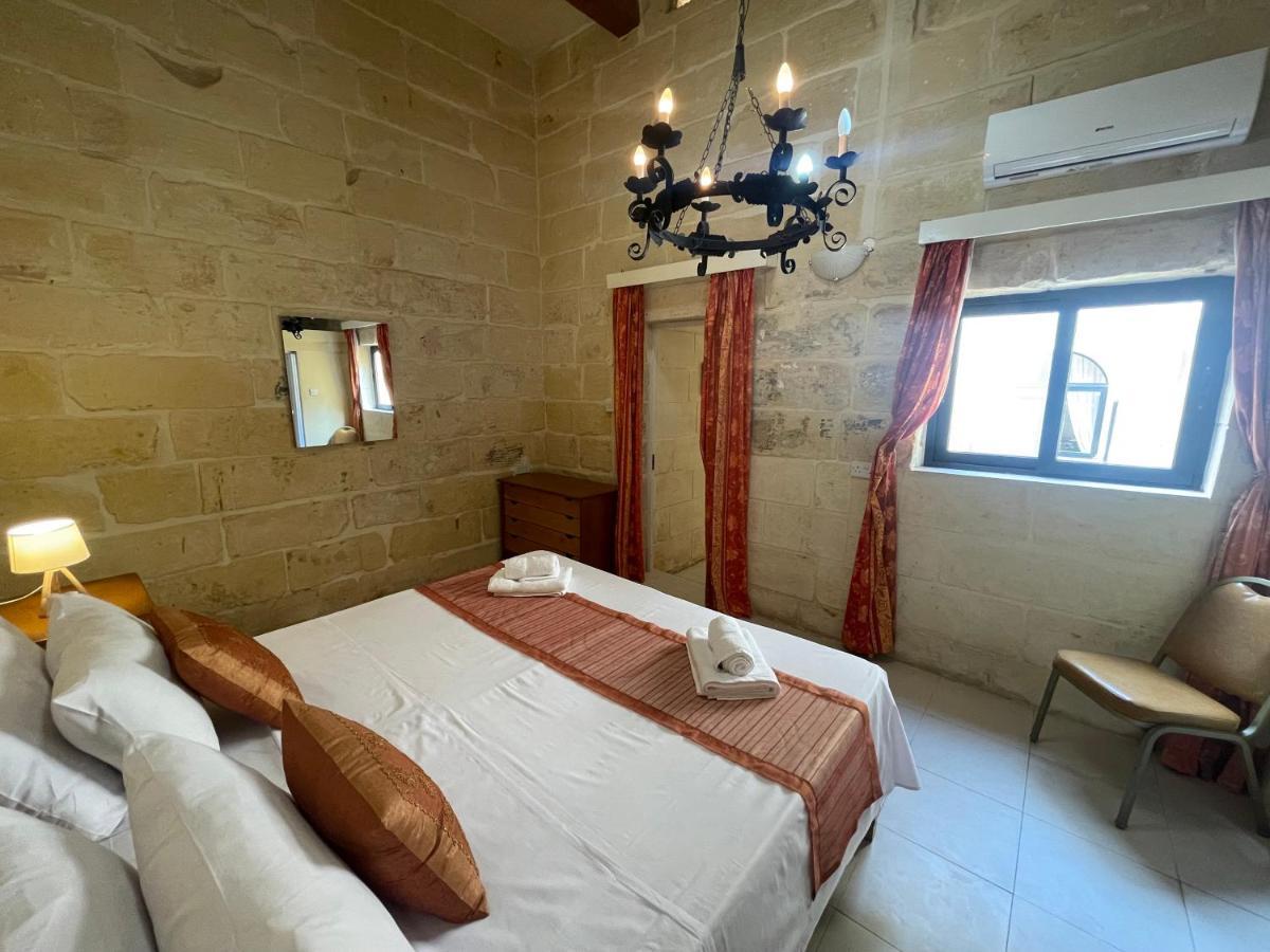 Penelope Townhouse Ghajn il-Kbira (Gozo) Exterior photo