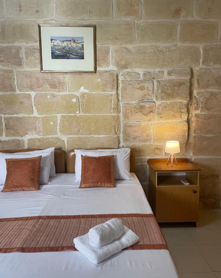 Penelope Townhouse Ghajn il-Kbira (Gozo) Exterior photo
